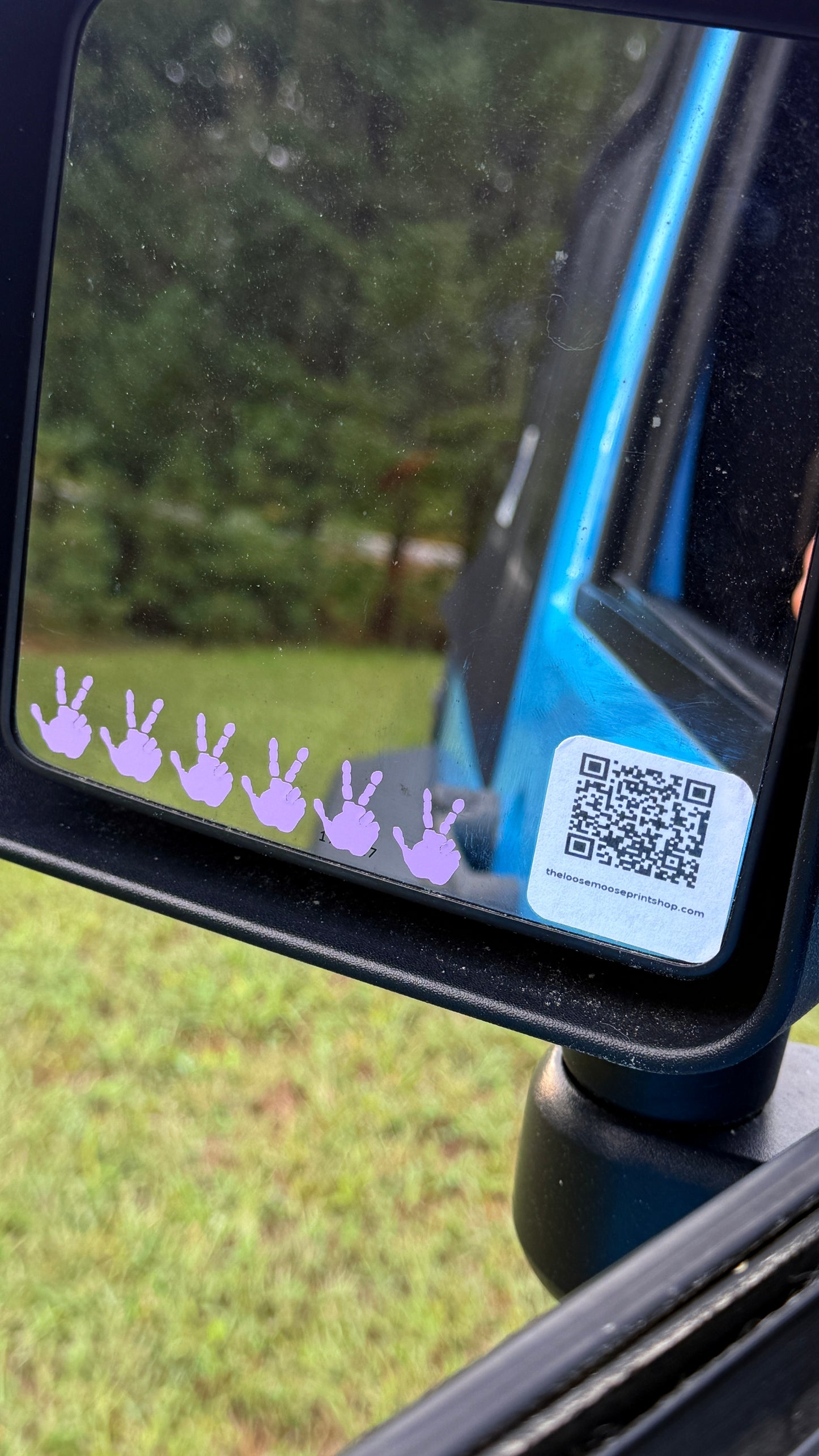 Jeep Wave Vinyl Sticker –  Peace Hand Decal for Jeep Lovers - Pick Your Own Color!
